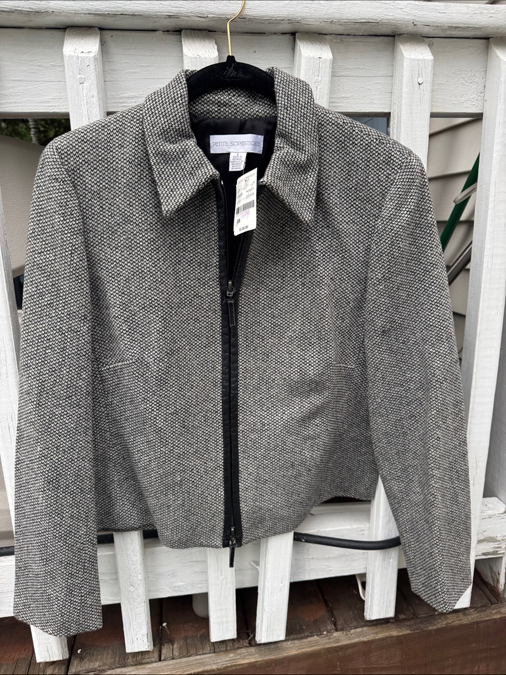 Petite Sophisticate Black & Gray Zip-Front Blazer